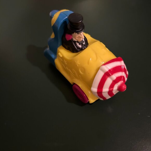 MCDONALDS BATMAN HAPPY MEAL TOY PLAYSET NWOT - Picture 2 of 2